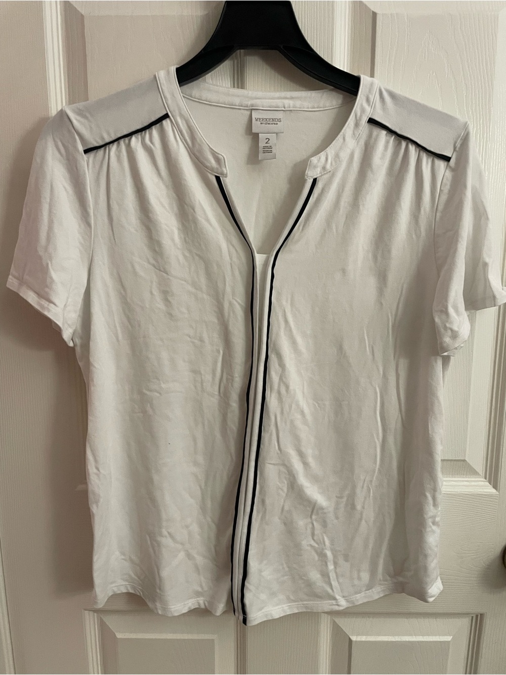 Chico's White Short-Sleeve Split-Neck Tee with Black Trim